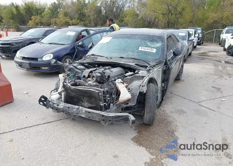 2014 Dodge Challenger R/T Classic z USA, uszkodzony, nr VIN 2C3CDYBT6EH100537